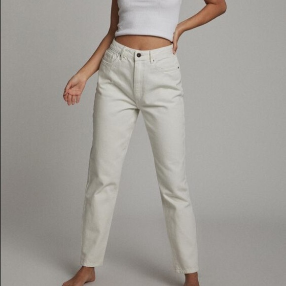 NEW White Cotton-On Original Mom Jeans - Picture 1 of 4